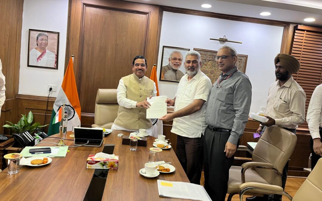 Punjab-Food-Minister-Lal-Chand-Kataruchak-Meets-Union-Food-Minister-Pralhad-Joshi
