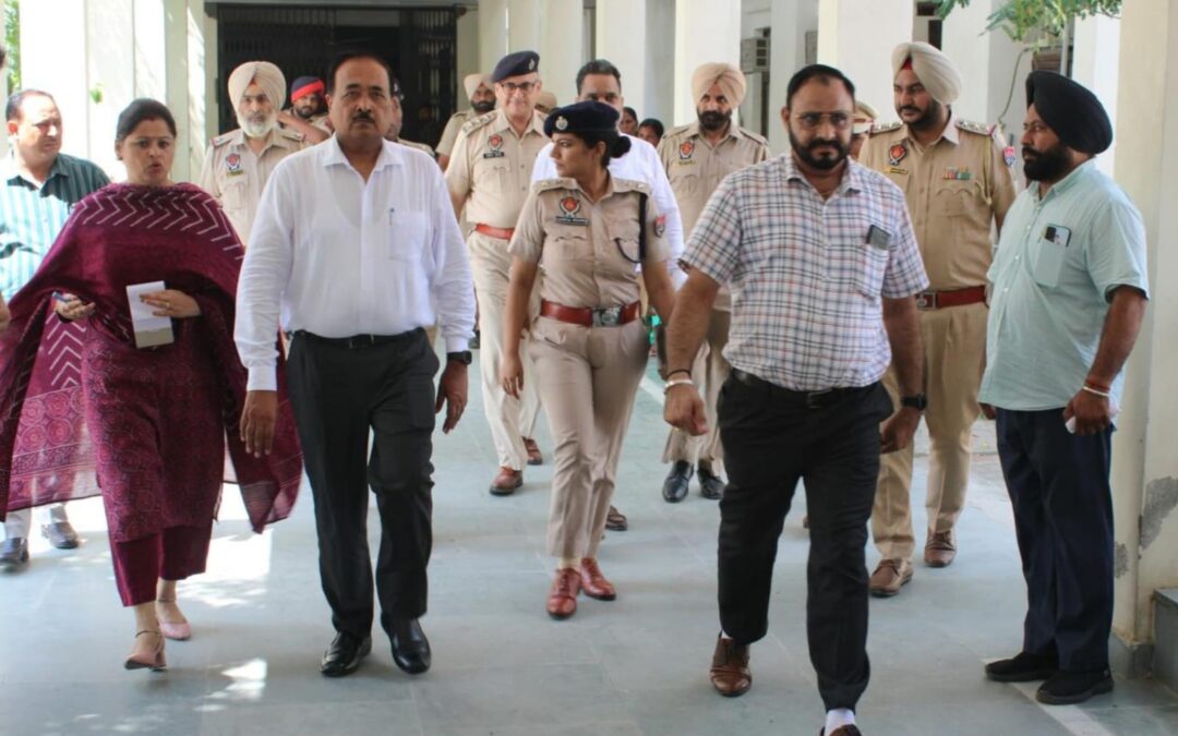 amidst-heightened-security-ahead-of-i-day-punjab-police-conducts-cordon-search-operations-at-district-sub-divisional-courts-across-state