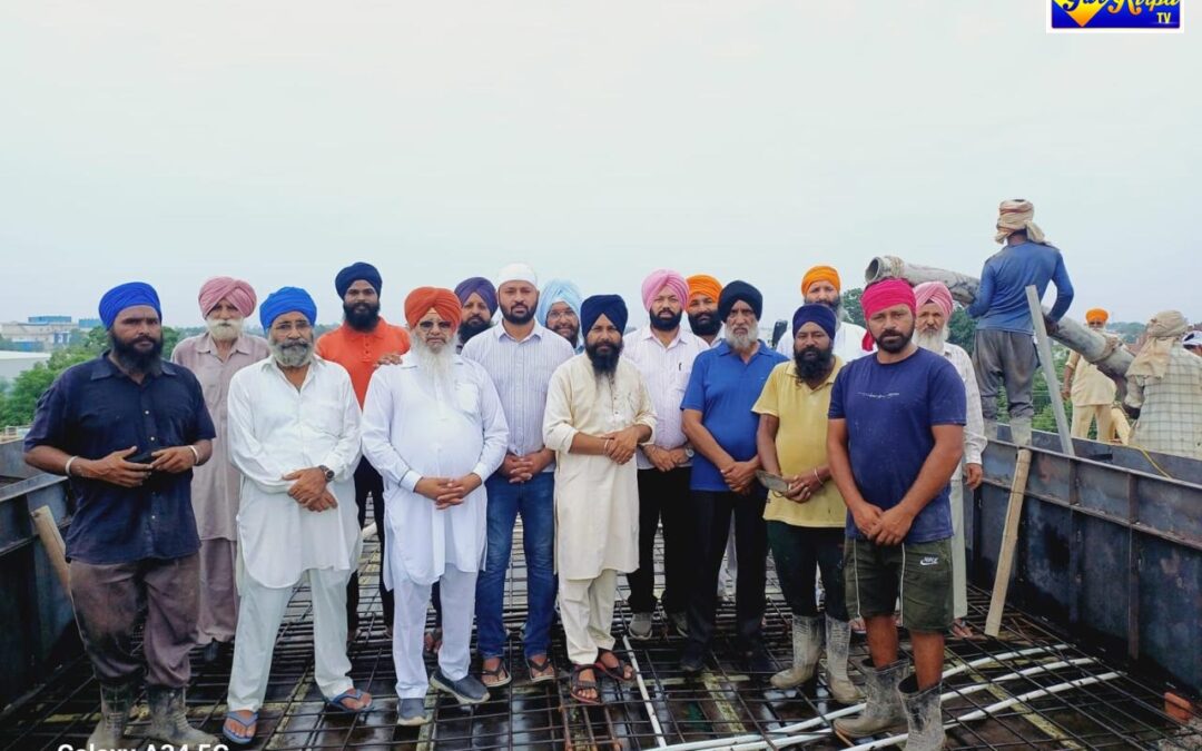 ਗੁਰਦੁਆਰਾ ਸਿੰਘ ਸਭਾ ਸਾਹਿਬ ਚਨਾਲੋਂ ਦੇ ਦਰਬਾਰ ਸਾਹਿਬ ਦੀ ਛੱਤ ਦਾ ਲੈਂਟਰ ਪਾਇਆ
