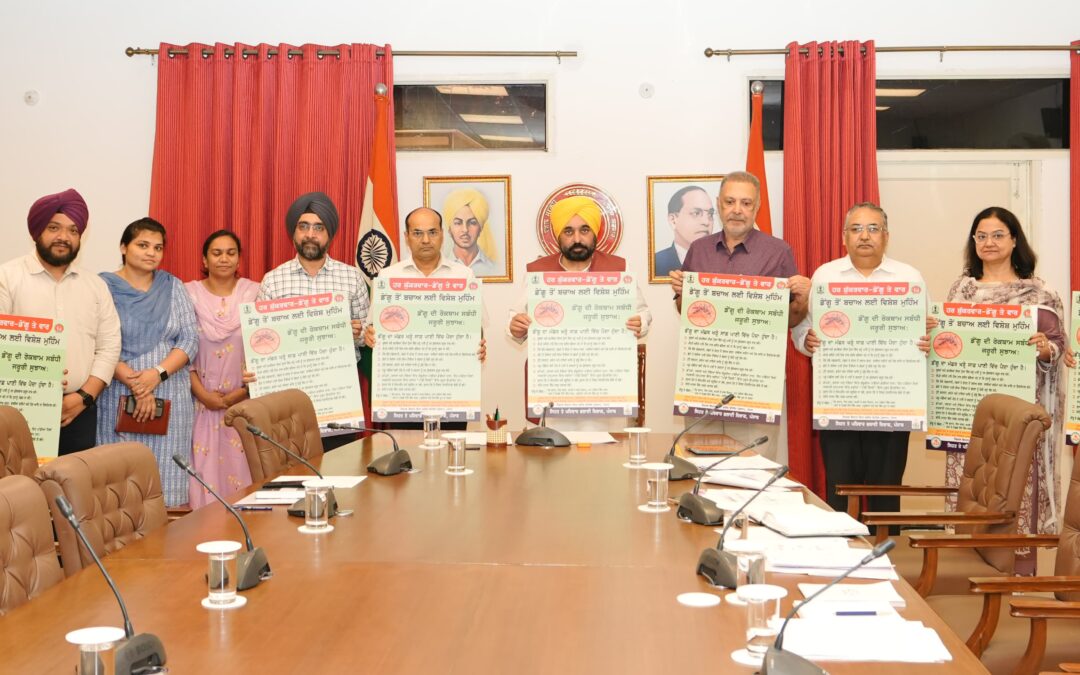 Cm-Launches-har-Shukarvaar-Dengue-te-Vaar-Campaign