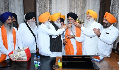 ਐਡਵੋਕੇਟ ਹਰਜਿੰਦਰ ਸਿੰਘ ਧਾਮੀ ਲਗਾਤਾਰ ਚੌਥੀ ਵਾਰ ਬਣੇ ਸ਼੍ਰੋਮਣੀ ਕਮੇਟੀ ਦੇ ਪ੍ਰਧਾਨ