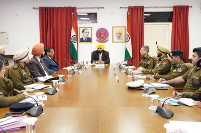 यदि बड़ी घटना घटित होती है, तो उस क्षेत्र के पुलिस अधिकारियों की जिम्मेदारी तय होगी – मुख्यमंत्री ने पुलिस कमिश्नरों और एस.एस.पीज को किया स्पष्ट