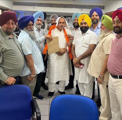 ਭਾਜਪਾ ਪ੍ਰਧਾਨ ਅਜੈਵੀਰ ਸਿੰਘ ਲਾਲਪੁਰਾ ਦੀ ਅਗਵਾਈ ‘ਚ ਪੰਜਾਬ, ਖਾਸਕਰ ਰੂਪਨਗਰ ਜ਼ਿਲ੍ਹੇ ਦੇ ਟਰਾਂਸਪੋਰਟਰ ਮੰਗਾਂ ਬਾਬਤ ਦਿੱਲੀ ਦੇ ਟਰਾਂਸਪੋਰਟ ਮੰਤਰੀ ਨੂੰ ਮਿਲੇ
