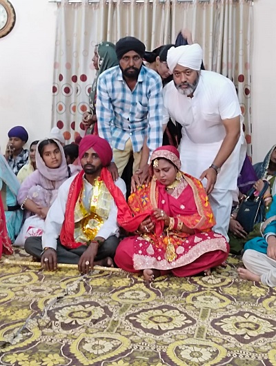ਗੁਰਦੁਆਰਾ ਸਿੰਘ ਸ਼ਹੀਦਾਂ ਸੋਹਾਣਾ ਵਿਖੇ ਯੂਥ ਆਫ ਪੰਜਾਬ ਵਲੋਂ ਸਮੂਹਿਕ ਵਿਆਹ ਕਰਵਾਏ ਗਏ