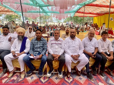 ਖਿਜਰਾਬਾਦ ਤੇ ਸਰਕਾਰੀ ਸੀਨੀਅਰ ਸੈਕੈਂਡਰੀ ਸਕੂਲ ਵਿੱਚ ਅੱਠ ਵਿਸ਼ਿਆਂ ਦੇ ਅਧਿਆਪਕਾਂ ਦੇ ਪਦ ਪਏ ਖਾਲੀ