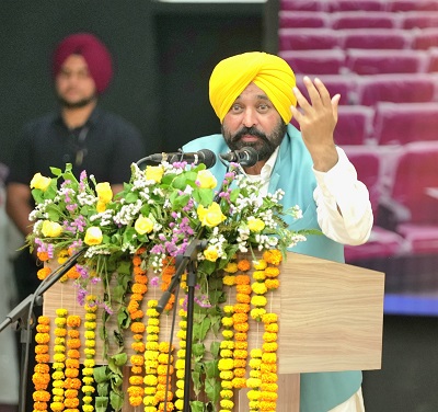 Bajwa is spreading terror among people by fabricating the story of bombs: Chief Minister