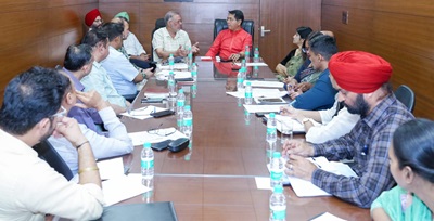 पंजाब सरकार नशा छोड़ चुके व्यक्तियों को हुनरमंद बनाने के लिए विशेष प्रोग्राम बनायेगी