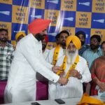 मौजूदा अकाली सरपंच जश्नदीप सिंह साथियों समेत 'आप' में हुए शामिल