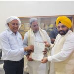 punjab-ministers-meet-karnataka-cm-siddaramaiah-to-invite-him-for-350th-martyrdom-anniversary-of-sri-guru-tegh-bahadur-ji